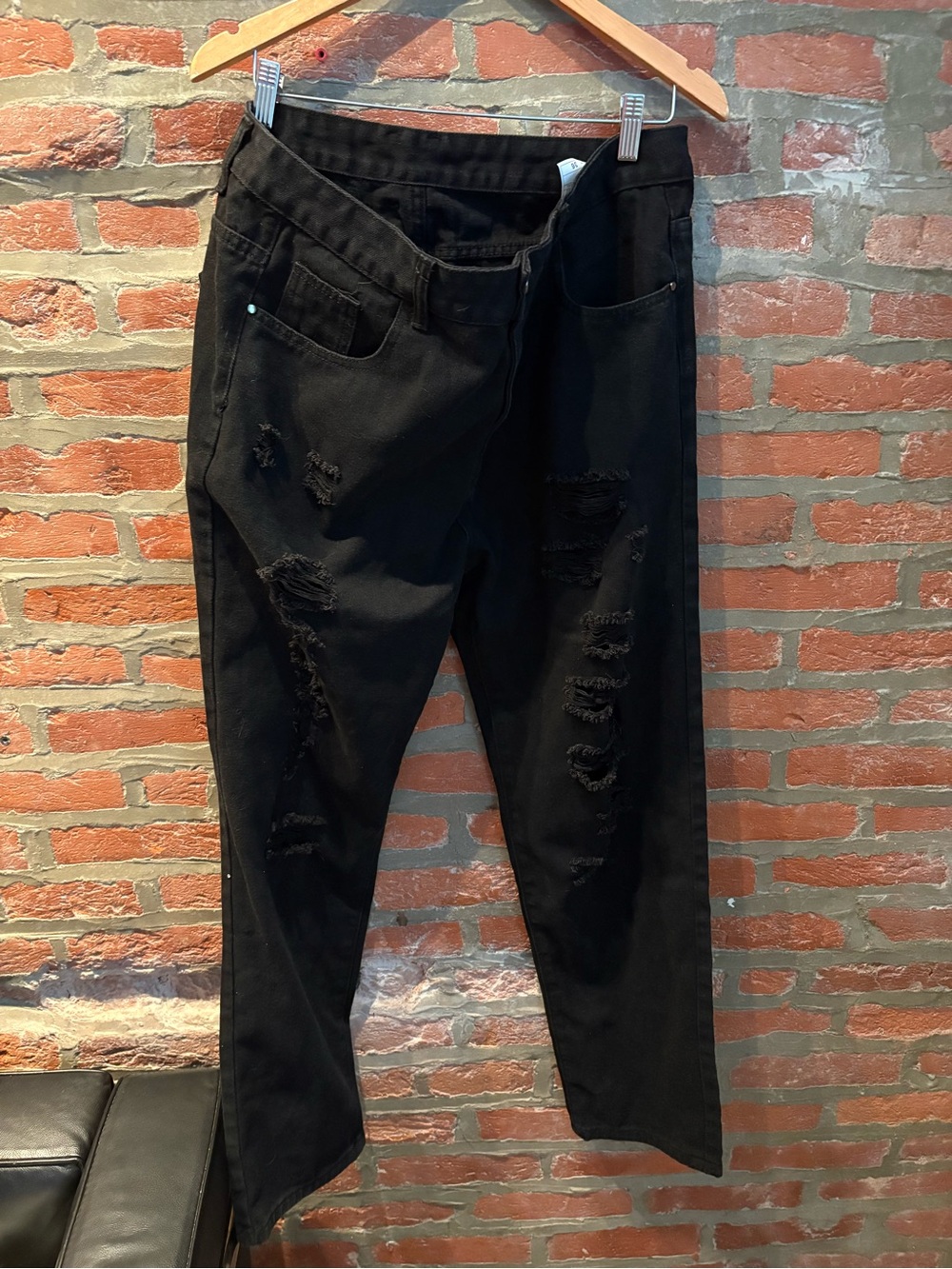 Black Distressed Men’s Jeans